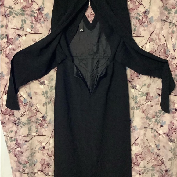 Dress - Picture 5 of 8